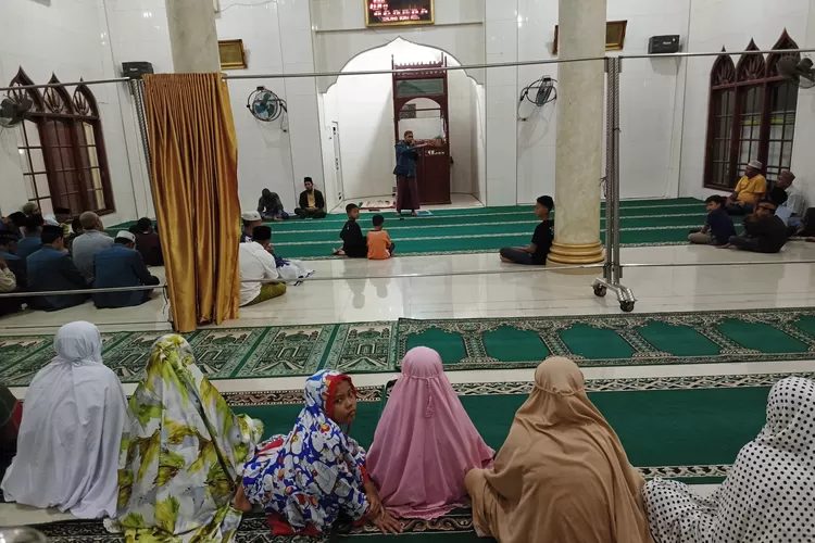 PC IPNU Sergai adakan Safari Ramadan di Masjid Al-Ishlah Desa Pekan Sialang Buah, Kecamatan Teluk Mengkudu, Kabupaten Sergai, Rabu (20/3/2024). (Realitasonline.id/ ML)