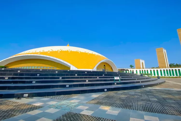 Mesjid Sultan Thaf Sinar Basarsyah Lubuk Pakam (Realitasonline.id/zul)