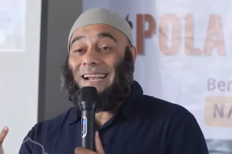 dr Zaidul Akbar (Tangkapan Layar YouTube Adi Hidayat Official)