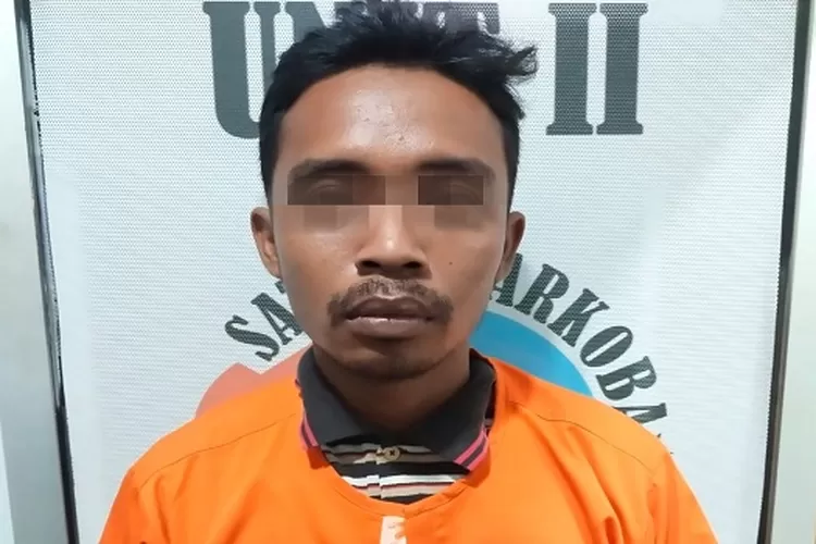 Seorang pengedar sabu dengan modus bekerja sebagai penambal ban berhasil diringkus Sat Res Narkoba Polres Batu Bara, (Realitasonline.id/GS)