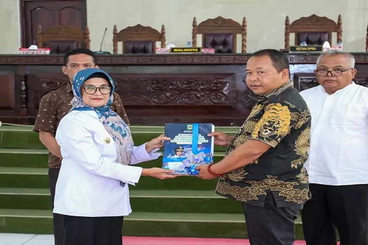 Wali Kota sampaikan nota pengantar LKPJ pembukaan Rapat Paripurna I Tahun 2024 (Realitasonline.id/RH)