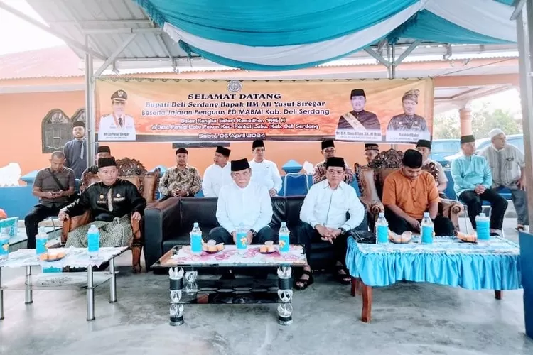 Bupati Deli Serdang HM.Ali Yusuf Siregar hadiri gelar Safari Ramadhan MABMI di Kecamatan Pantai Labu, Sabtu (6/4/2024).