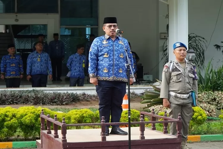 Asisten Administrasi Umum Pimpin Upacara Hari Otonomi Daerah XXVII Tahun 2024 Pemkab Langkat (Realitasonline.id/AA)