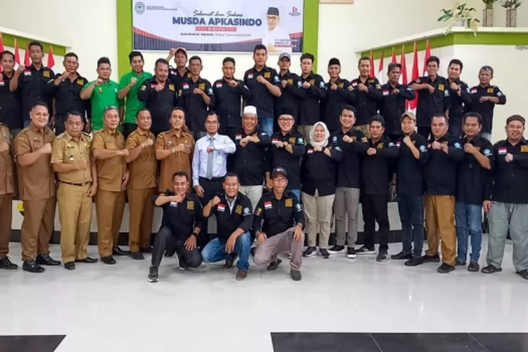 Seluruh pengurus Apkasindo Perwakilan Pemda Padanglawas  (Realitasonline.id/SS)
