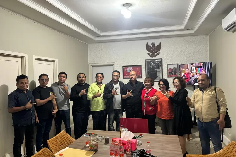 Keturunan Guru Patimpus Sembiring Pelawi Silaturahmi ke Nikson Nababan, Ungkap Berteman Baik dengan Orang Karo