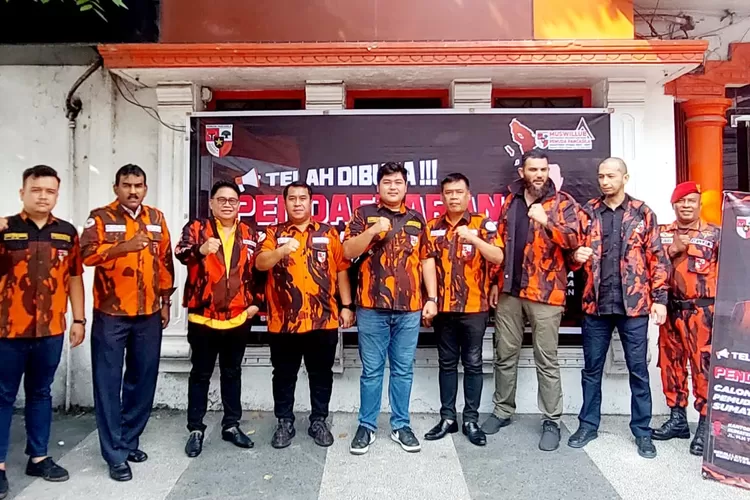 Panitia penjaringan Hadir Sekwil PP Sumut Ikbal Hanafi Hasibuan, Kabid informasi dan komunikasi Rianto, Ketua Koti Irwan Gamal, Ketua Panitia Muhamad Firman Shah, pengurus MPW Pemuda Pancasila Sumut. (AL)