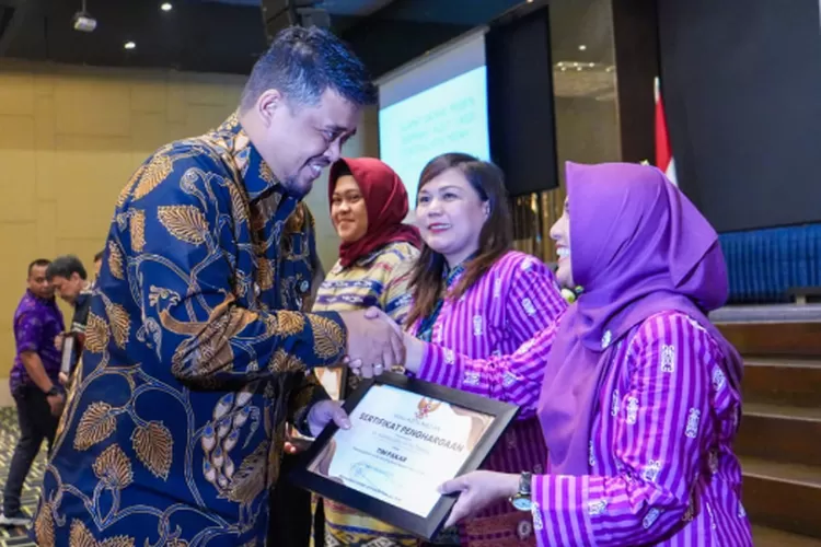 Walikota Bobby Nasution buka Diseminasi Audit kasus Stunting Semester I tahun 2024 di Hotel Grand Mercure, Kamis (27/6/2024).