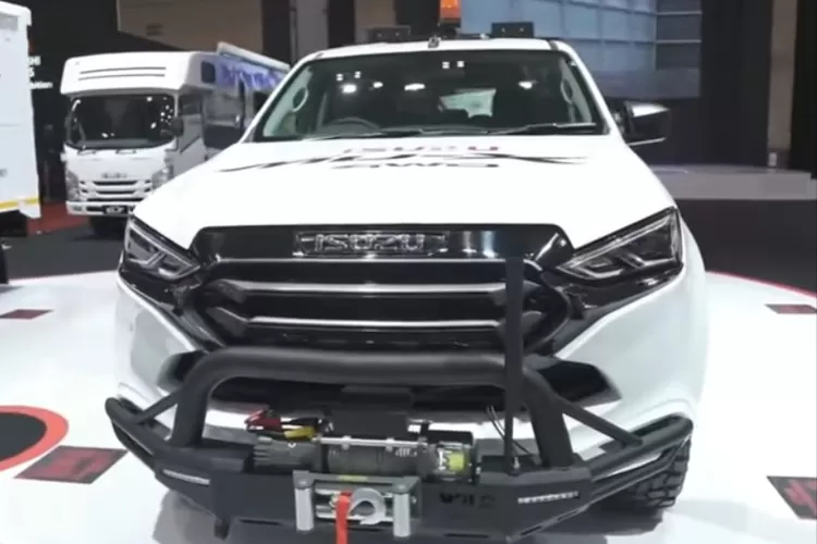 Segmen SUV: Ini dia pesaing Mitsubishi Pajero Sport Elite Edition, dengan perubahan yang signifikan. (ss.youtube@oblitz)