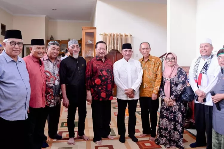 Edy Rahmayadi bersilaturahmi dengan Tokoh Masyarakat Minang di Komplek Tasbih, Rabu (24/7/202). Bakal didukung 100 persen pada Pilgub 2024.