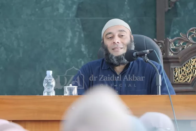 dr Zaidul Akbar Bagikan Resep Ramuan Herbal untuk Menghilangkan Pikun (Tangkapan Layar YouTube dr Zaidul Akbar Official)