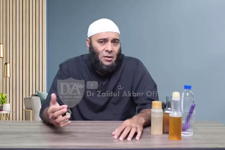 dr Zaidul Akbar Anjurkan Cara untuk Mengatasi Sakit Pinggang dan Mata Lelah Akibat WFH (Tangkapan Layar YouTubr dr Zaidul Akbar Official)