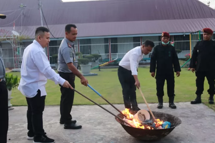 apas Tanjungbalai Asahan Berkolaborasi dengan BNN, dan Polres Tanjungbalai melaksanakan razia gabungan untuk warga binaan