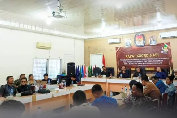 Rakor Penyusunan DPHP Pilkada 2024 di Labuhanbatu.