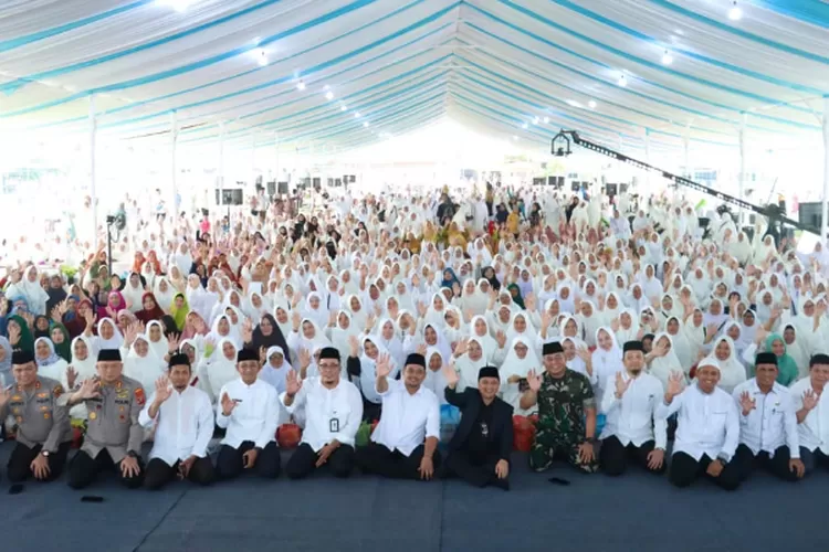 Tabligh Akbar dengan tema 