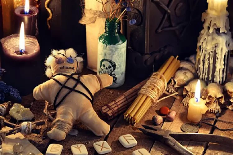 5 Doa Ampuh Sebagai Penangkal Santet dan Ilmu Hitam Lainnya yang Berpotensi Mencelakakan Kalian