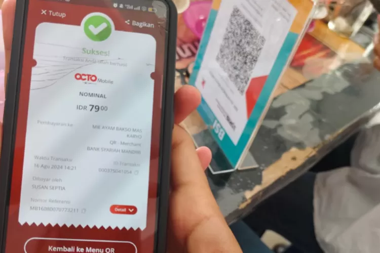 Makan bakso bayar pakai QRIS cukup bayar Rp79, dalam rangka Pekan QRIS Nasional 2024 oleh BI Pematangsiantar (Realitasonline.id /SS)