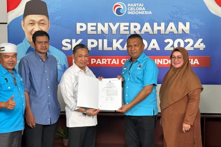 Surat dukungan untuk bakal Calon Bupati Abdya Safaruddin diterima langsung oleh Ketua Gelora Abdya, Salwin Saleh di Kantor DPN Gelora, Jakarta