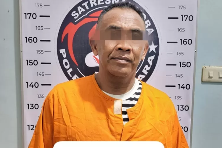 Tersangka Irwan berhasil ditangkap Sat Narkoba Polres Batu Bara dengan mengantongi barang bukti shabu sebanyak 1 kg