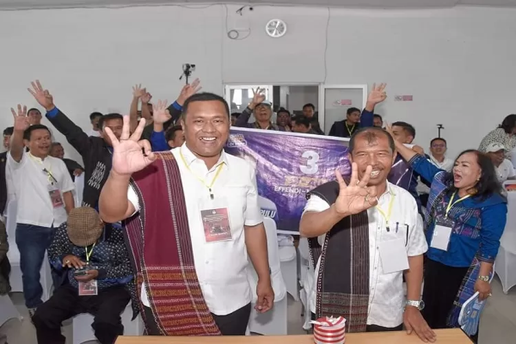 pasangan calon Bupati/Wakil Bupati Effendi Napitupulu - Audi Murphy Sitorus nomor urut 3 (Realitasonline.id/MS)