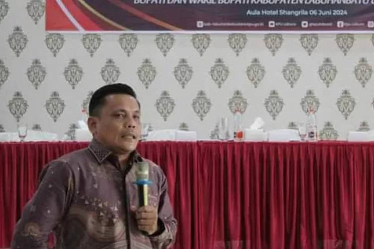 Muhammad Yusuf, Komisioner KPU Labura Divisi Parmas (Partisipasi Masyarakat) Sosdiklih dan SDM, (14/10/24). (Realitasonline.id/ YS)