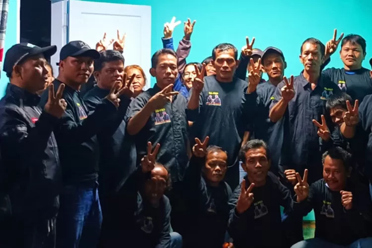 Relawan Pro JTP-DENS di kecamatan Sipoholon siap berjuang tanpa pamrih memenangkan Cabup dan Wabup nomor urut 2 Jonius Taripar Hutabarat dan Deni Parlindungan Lumbantoruan. (Realitasonline.id/ AS)