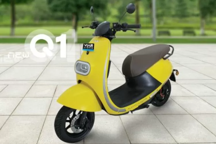 Viar Q1, motor listrik dengan desain modern dan kompak, menawarkan efisiensi energi tinggi dan ramah lingkungan. (Realitasonline.id/ viarmotor)