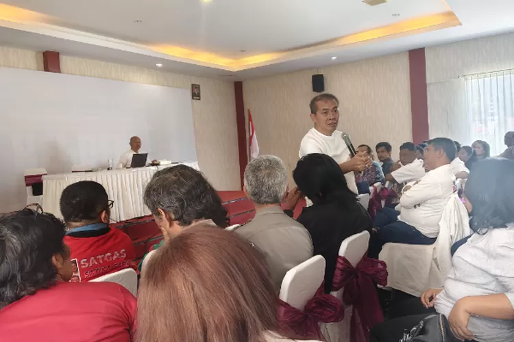 Menurut Sukur Nababan, Tapanuli Utara harus dipimpin oleh orang-orang baik dan tepat serta memiliki program kerja dan visi misi yang jelas.