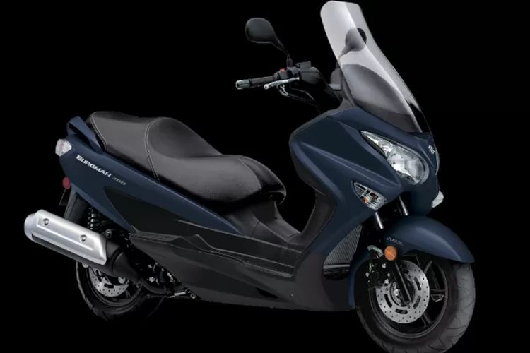 Suzuki Burgman 200, terlihat skuter ini dengan desain bodi yang elegan dan garis-garis halus. (Realitasonline.id/ Suzukicycles.com)