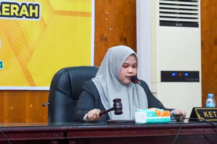 Ketua DPRD Padangsidimpuan Periode 2024 - 2029 Sri Fitrah Munawaroh Nasution