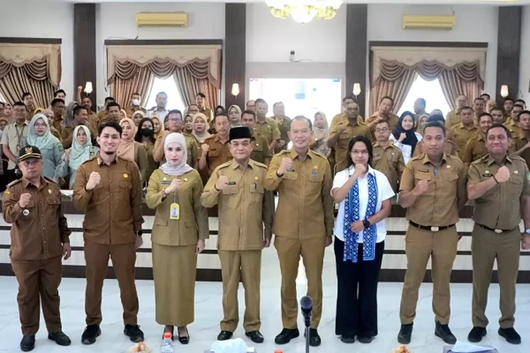 Sekretaris Daerah Kab. Langkat, H. Amril Nasution membuka secara resmi kegiatan sosialisasi pengembangan inovasi daerah  (Realitasonline.id/MA)