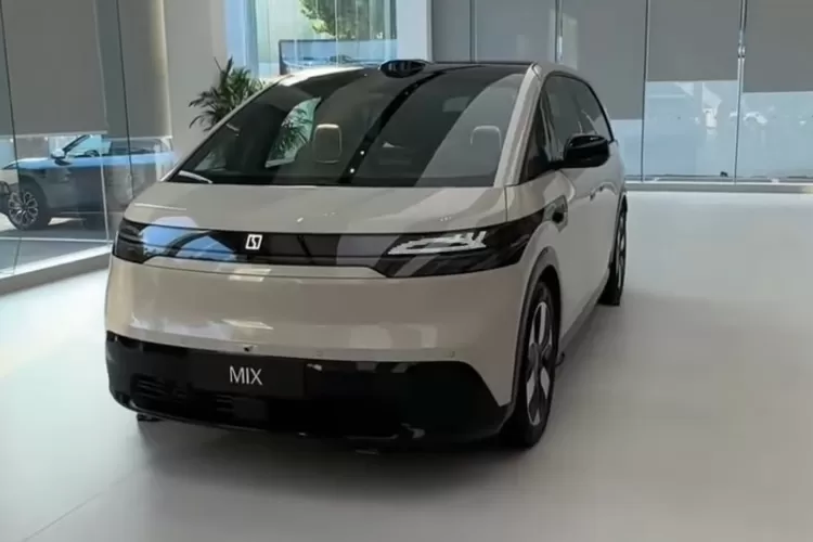 Mobil baru yang lebih mewah, lebih canggih, dan lebih istimewa dari Toyota Alphard, itu pasti menarik perhatian, terutama bagi penggemar kendaraan premium.