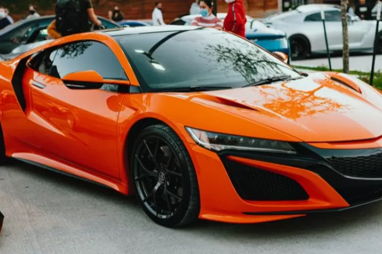 Modifikasi Mobil yang Sedang Tren (Realitasonline.id/ Canva)