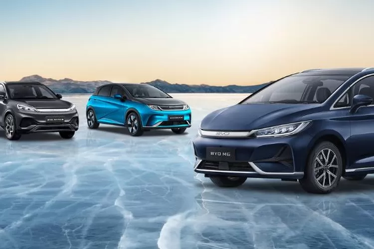 Mobil Listrik BYD Tang vs Audi e-tron GT (Realitasonline.id/www.byd.com)