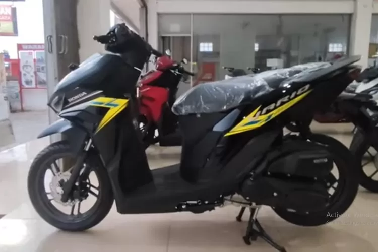 Honda Vario 125 Type CBS dibandingkan Type CBS ISS (Tangkapan Layar YouTube SUPER HONDA)