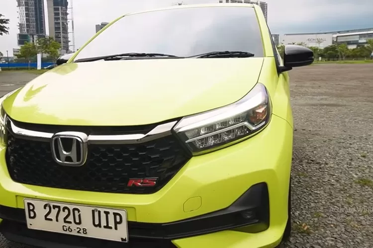 Honda Brio telah menjadi salah satu mobil terlaris di Indonesia (Tangkapan Layar YouTube GridOto)