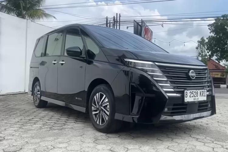 Nissan Serena e-Power (Tangkapan Layar YouTube Ridwan Hanif)