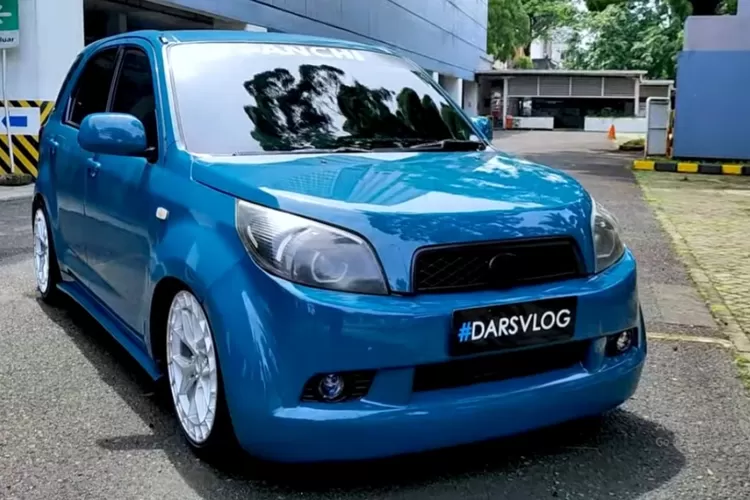 Modifikasi street stance untuk Daihatsu Terios TS Extra 2008 (Tangkapan Layar YouTube Dedi Ananta Ramadhan)