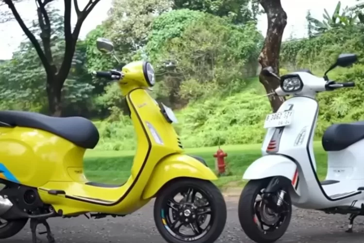 Vespa matik memiliki harga yang relatif mahal dibandingkan motor lain di segmen skutik (Tangkapan Layar YouTube FUSE BOX MOTO)