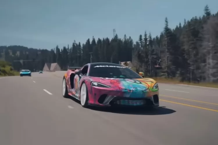 Rolls-Royce memiliki harga yang sangat mahal karena kombinasi dari faktor (Tangkapan Layar YouTube FUSE BOX)