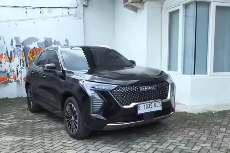  HAVAL JOLION HEV dikenal sebagai mobil hybrid yang menawarkan kenyamanan (Tangkapan Layar YouTube Motomobi)