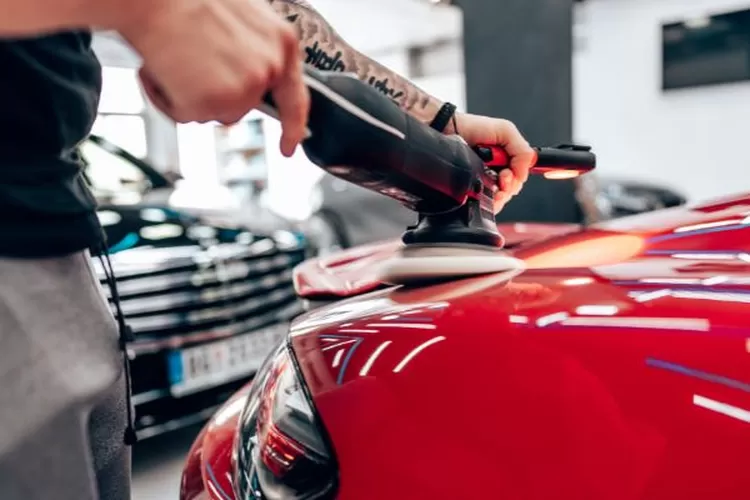 Perawatan Cat Mobil (Realitasonline.id/ Canva)