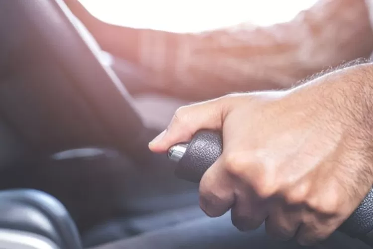Sistem Pengereman Pada Mobil (Realitasonline.id/ Canva)