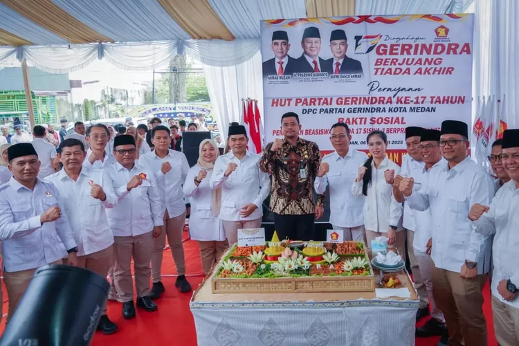Bobby memberikan sambutan dalam rangka HUT ke-17 Partai Gerindra : Mohon dukungan pembangunan Kota Medan.