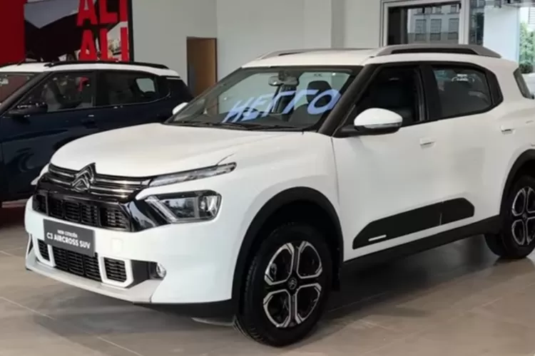 Citroen New C3 Aircross adalah SUV kompak terbaru yang menawarkan desain modern dan fitur-fitur menarik untuk keluarga. (Tangkapan Layar YouTube AutoFun Indonesia)