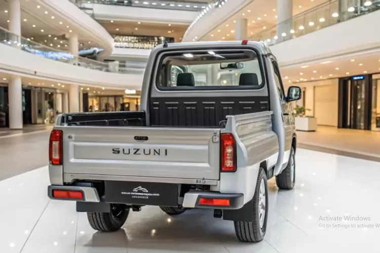 Suzuki Carry Mini Pickup 2025 telah diluncurkan, mengukuhkan reputasinya sebagai kendaraan kompak yang andal dan efisien bagi para pebisnis dan individu. (Tangkapan Layar YouTube Auto Mind )