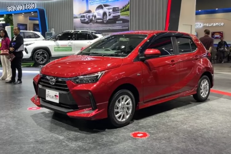 Toyota baru saja menghadirkan New Agya Stylix, sebuah varian terbaru dari Agya yang tampil lebih sporty dan stylish. (Tangkapan Layar YouTube AutoFun Indonesia)