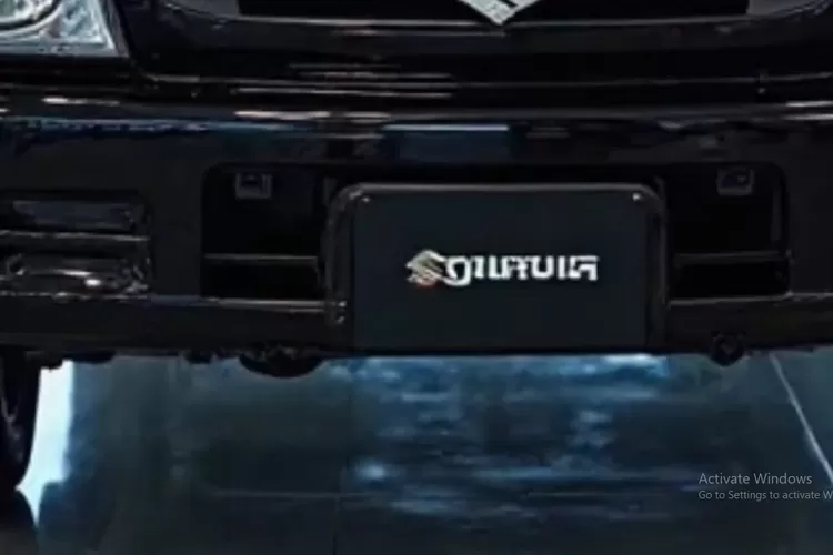 Suzuki Carry CL 2025 hadir sebagai solusi kendaraan niaga modern dengan harga mulai dari Rp160 juta. (Tangkapan Layar YouTube Auto News)