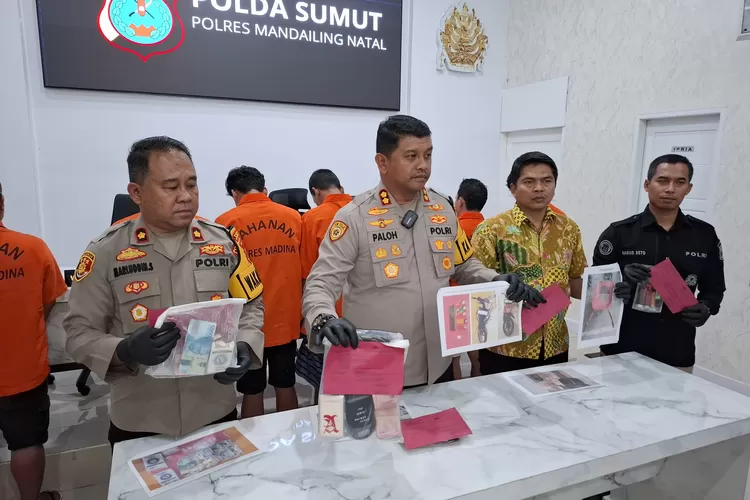 Kapolres Madina menegaskan, Polres Madina dan Polsek jajaran terus berkomitmen memberantas para pelaku narkoba di wilayah hukumnya. 