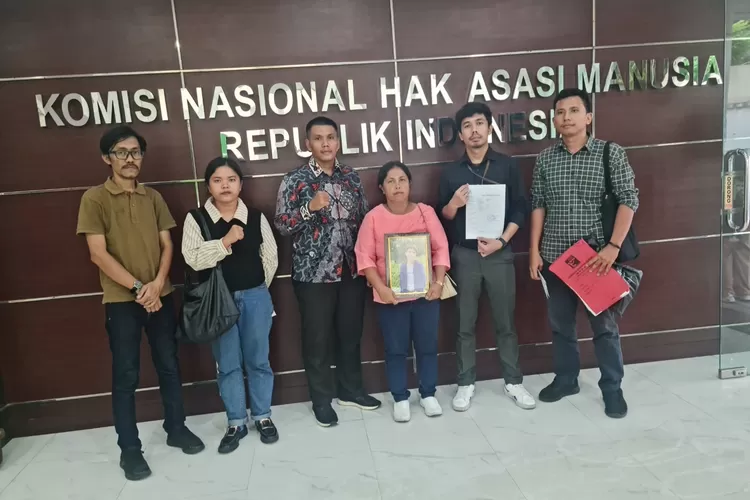 Orang tua MHS bersama LBH Medan tuntut keadilan mendesak oknum TNI dihukum atas kelalaiannya hingga membuat MHS meninggal