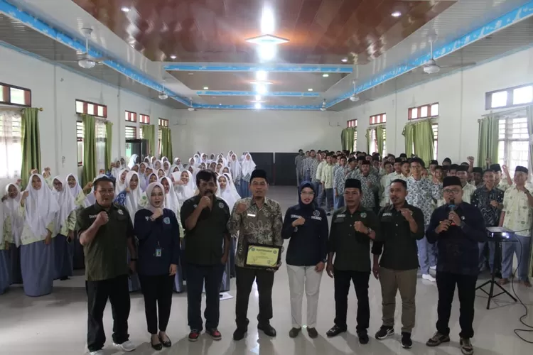 Kegiatan ini berlangsung di Aula MAN Batubara pada Kamis (6/3/2025) dan mendapat sambutan antusias dari siswa serta guru.